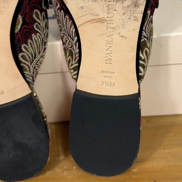 Ivanka Trump Warda Brocade Mules in Red Fabric Multi Women's Size 7.5 - Picture 10 of 11